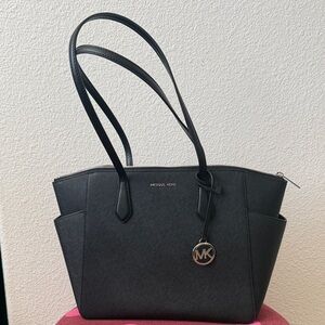 Michael Kors Marilyn Medium Tote Black Saffiano Leather MK Shoulder Bag NWT